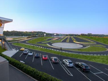 Новата централа на Порше в САЩ – Дисниленд за автоманиаци