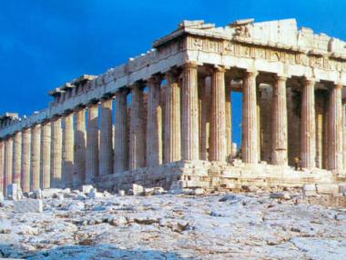 Защо туристите все още предпочитат Гърция и избягват Турция