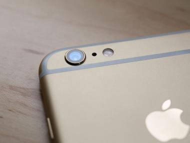 Apple сменя безплатно дефектни камери на iPhone 6 Plus