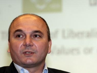 Хората няма да спечелят от по-нисък ДДС за лекарствата