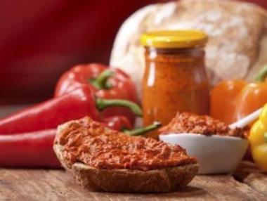 Български търговци предлагат домашна зимнина в интернет