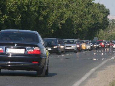 Харчим 100 млн. лв. за пътуване в Деня на независимостта