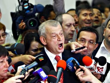 Арестуваха кмета на Букурещ заради корупция