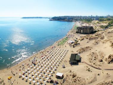 Около 8% ще бъде спадът в приходите от туризъм за сезона