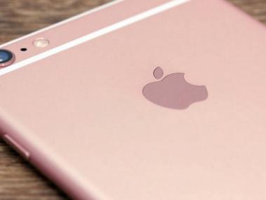 Какво да очакваме от iPhone 6S и 6S Plus?