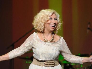 Силвия Кацарова ще пее на „Кмет на годината“