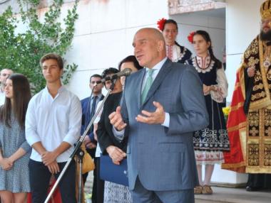 „Единствената сфера, в която трябва да се инвестира безогледно, е образованието“