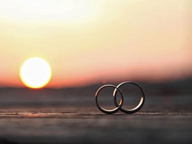 54% от българите избират съжителство чрез брак