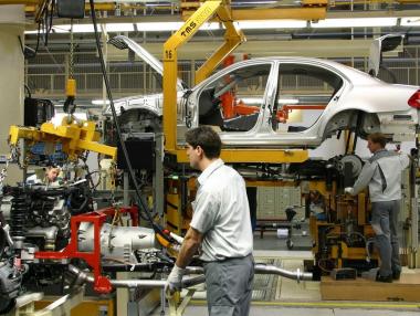 Австрийци искат да правят BMW и Mercedes в България