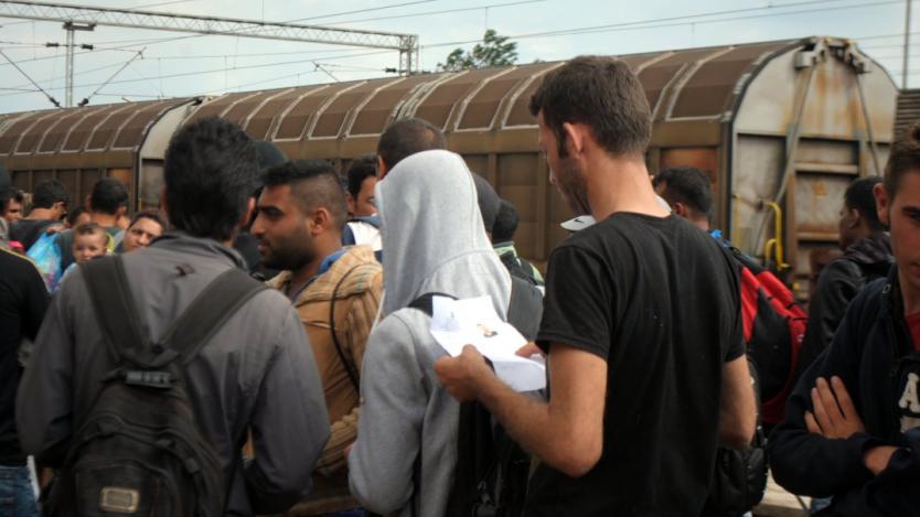 България незабавно трябва да приеме 852-ма разселени мигранти