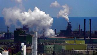 Екоинспектори спират завод в Русе