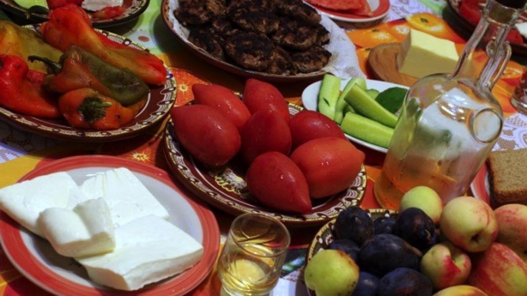 Най-предпочитаните храни от българите за лято 2015 г.