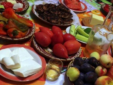 Най-предпочитаните храни от българите за лято 2015 г.