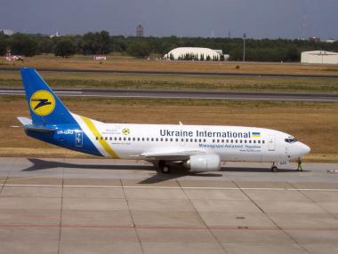 Русия затваря небето си за украински самолети