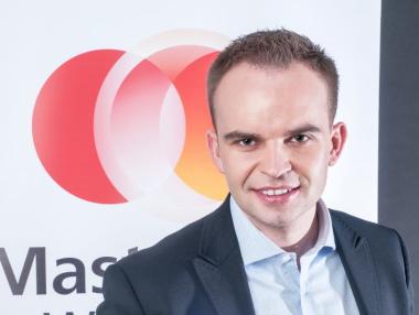 Електронните разплащания стимулират растежа
