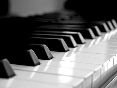 Заведенията ще плащат до 25% по-малко за авторска музика