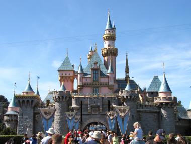 Увеличават цените на пропуските в Disneyland