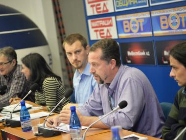 Свободната търговия води до богати държави с бедни хора