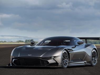 Невероятният Aston Martin Vulcan