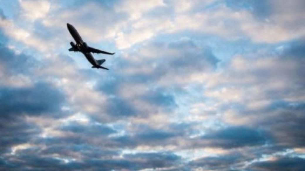 Турция свали неидентифициран самолет на границата със Сирия