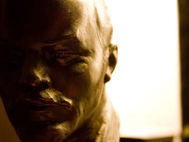 Продадоха портрет на Ленин за 4.7 млн. долара