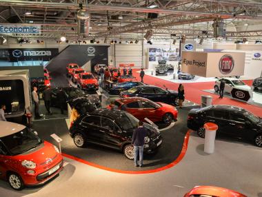 Показват 220 автомобила на Автосалон София 2015