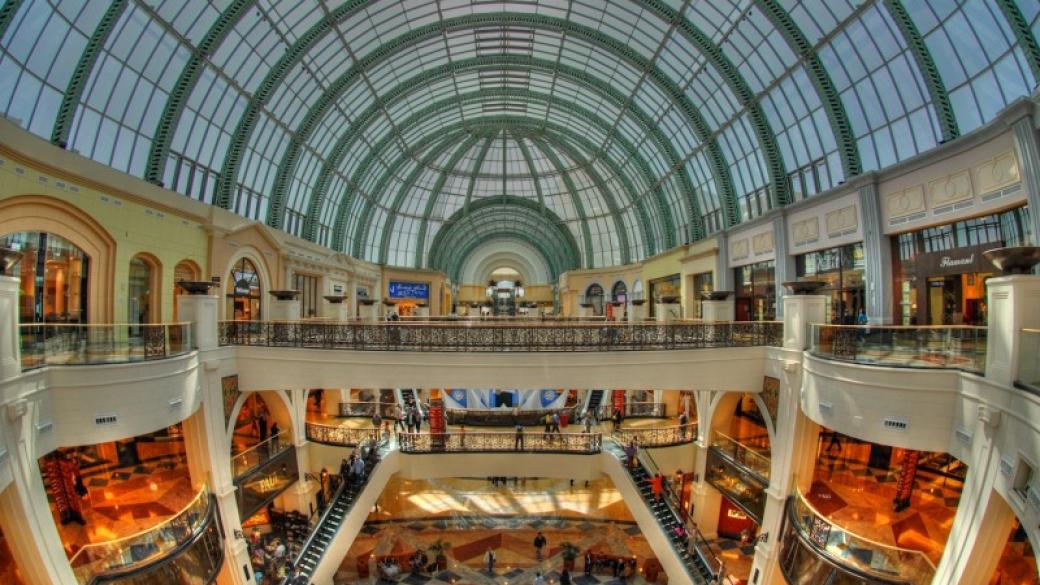 Apple открива огромни магазини в Дубай и Абу Даби