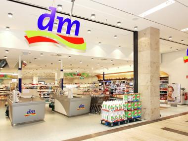 dm България открива 9 нови магазина през 2016 г.