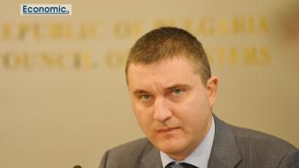 Необходими са 50 млн. лв. за коледните добавки