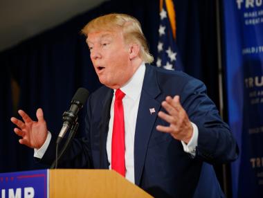 „Светът щеше да е по-добър със Саддам Хюсеин и Кадафи“