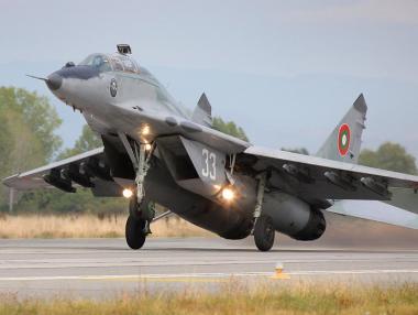 България купува нов изтребител за армията