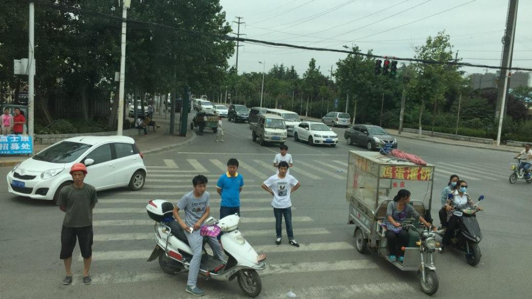 Китай разреши по две деца в семейство