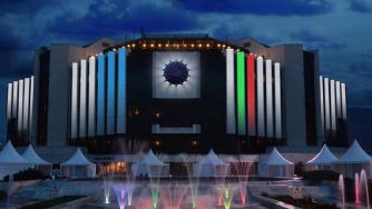 Светлинни ефекти „оживяват” върху НДК за Деня на будителите