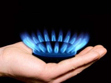 Топлим двустаен апартамент с природен газ за 70 лева на месец