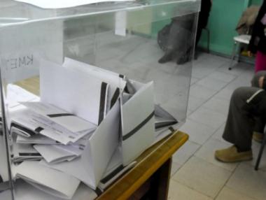 Ниска избирателна активност в страната