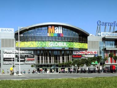 Евакуираха мол на „Цариградско шосе“ в София