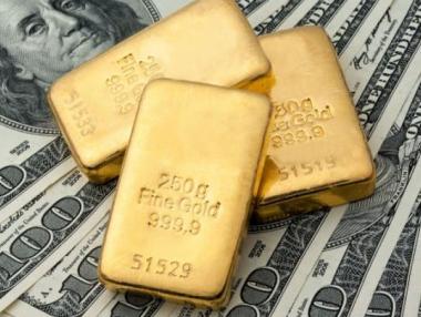 Доларът с понижение, ръст при стоковите валути