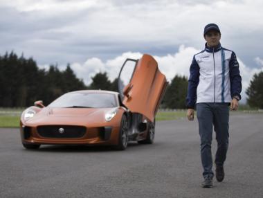 Фелипе Маса тества новия Jaguar C-X75 в Мексико Сити