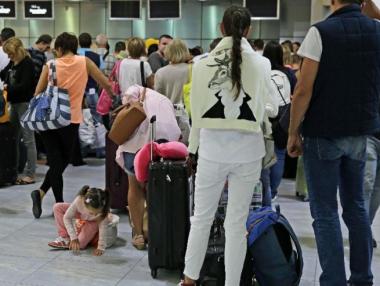 Само за ден Русия върна 11 000 туристи от Египет