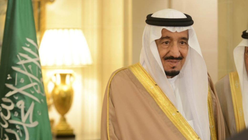 Саудитският крал прати 16 камиона лични вещи в Анталия