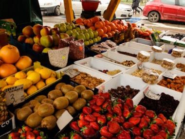 Отварят фермерски пазар на ул. „Московска“