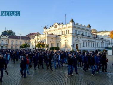 Полицаите ще протестират пред Парламента