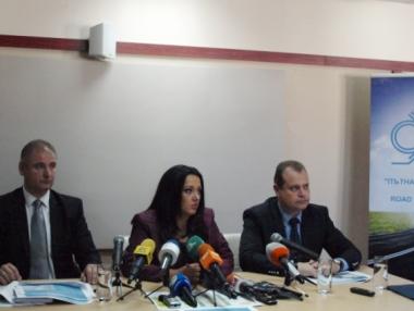 Павлова иска по-тежки санкции за летни гуми през зимата