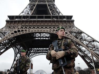 Как ще изглеждат Франция и светът след атаките в Париж