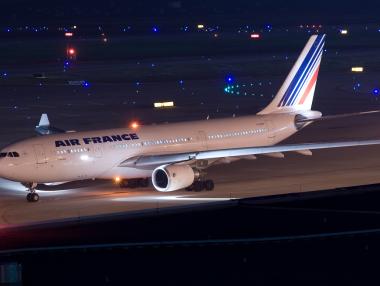 Air France отклони два полета заради бомбени заплахи