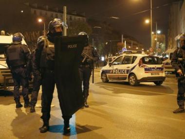 Поръчителят на атентатите е сред барикадираните терористи в Париж