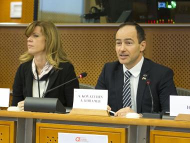 Базов пакет от здравни услуги за всички европейски граждани