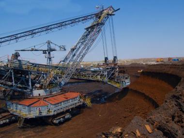 „Мини Марица-изток“ спря работа заради вятъра