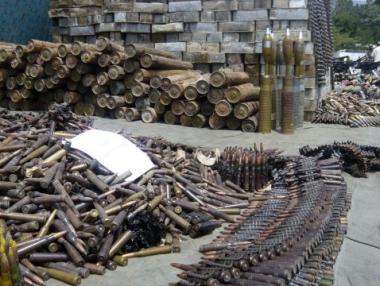 867 тона боеприпаси може да гръмнат