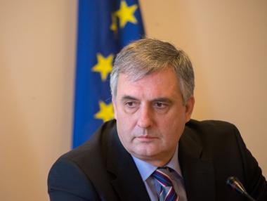 Калфин предлага инвестиционнен фонд срещу бедността